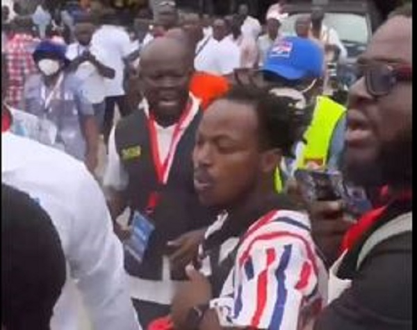 Dr Bawumia's photographer was allegedly hit in the face at the NPP Delegates Conference