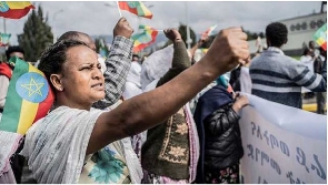 Tigrayan protestors outside the African Union headquarters in Addis Ababa, Ethiopia