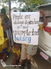 Akyem Kukurantumi Methodis school students demonstration