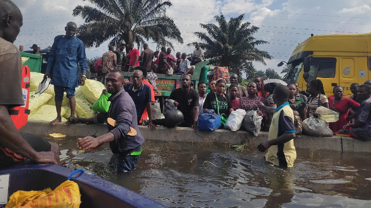 Flooding don dey cause kasala for some mid states in Nigeria