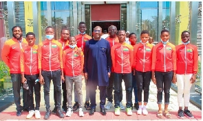 Dr Mahamudu Bawumia, Vice President of Ghana and some of the players