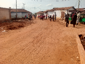 ‘We’ll block the road if they don’t widen it’ – Adjikpo residents warn contractor