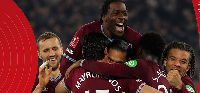 West Ham into quarter-finals after beating Brentford on penalties