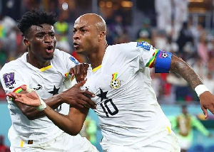 Mohammed Kudus (L) and Andre Ayew (R) celebrating a goal