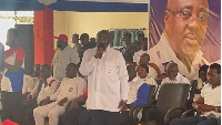 Dr. Mahamudu Bawumia speaking during the community engagement