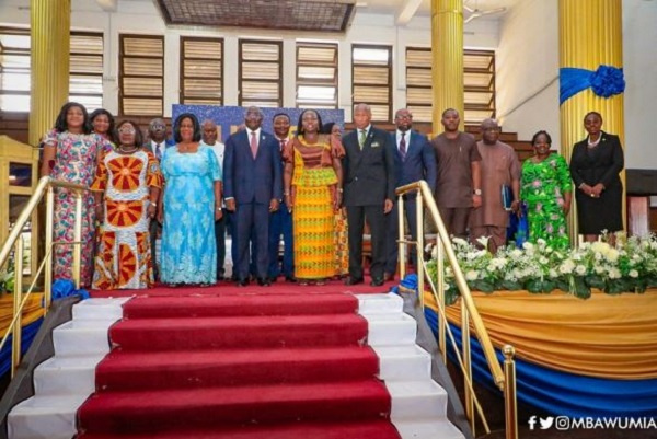 Dr Mahamudu Bawumia with other dignitaries during the new year school