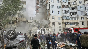 Russian apartments collapse after explosion