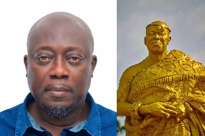 Prof Edwin Kwesi Bodjawah With Otumfuo Statue 