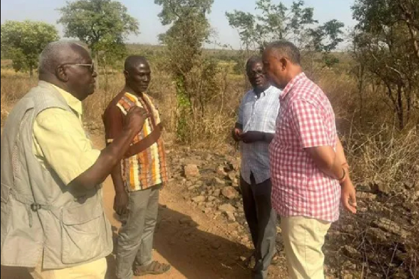 MiDA Board Chairman Charles Abugre and its CEO Alexander Kofi-Mensah Mould during the tour