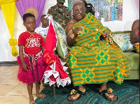 Whizz Kid and Otumfuo Osei Tutu II at the Cape Coast Palace