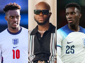 L-R: Hudson-Odoi, King Promise and Eddie Nketiah are involved in Black Stars conversation