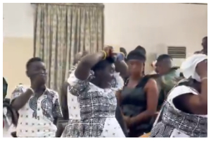 Family members were overwhelmed with grief during the burial service