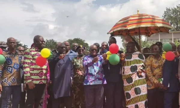 President Akufo-Addo, Otumfuo Osei Tutu II and other dignitaries commission the project