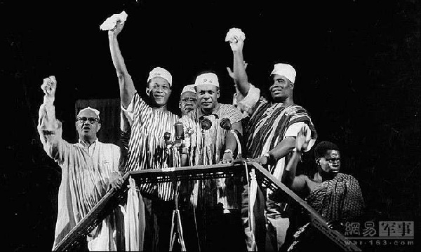 Why Kwame Nkrumah wore Batakari on Independence Day