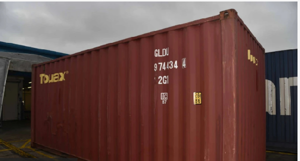 Dem put di drugs inside one shipping container