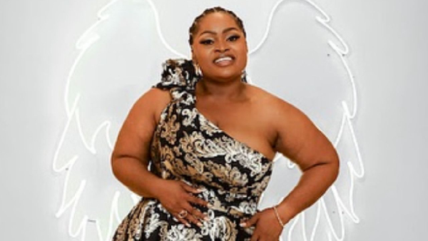 Jacinta is a comedienne