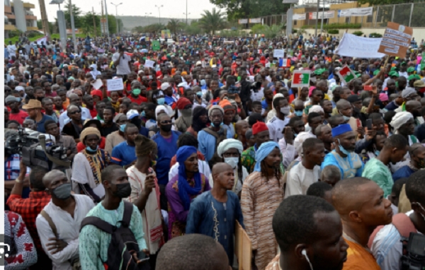 A government spokesperson said the escape appeared to have been pre-planned