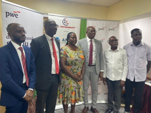Dr Shelter Lotsu (third from right) at the launch of ESG sustainable reporting summit