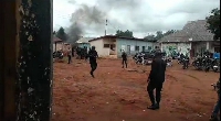 Police clashes with residents at the court