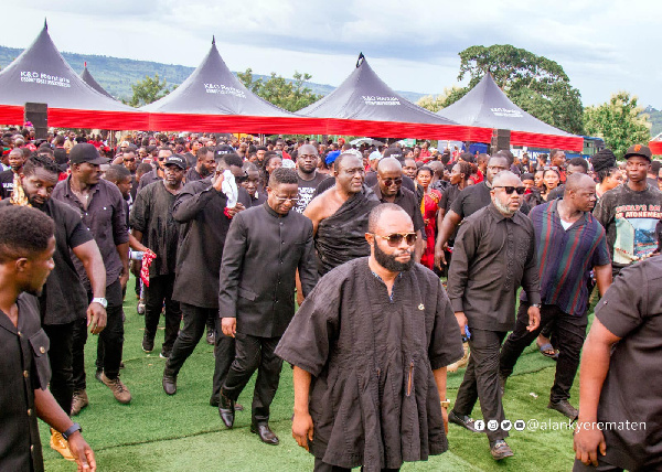 Amewu was seen ver close to Alan throughout the funeral ceremony