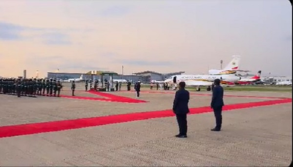 Arrival of Ghana's Presidential Jet at the airport