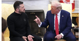 US President Donald Trump (R) with Ukrainian President Zelenskyy US President Donald Trump (R) with Ukrainian President Zelenskyy