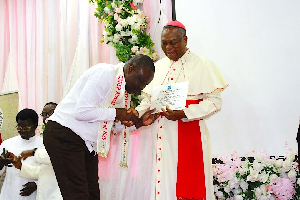 Dr Zakaria was honoured during the Foundation’s 2024/2025 Fellowship Program in Abuja