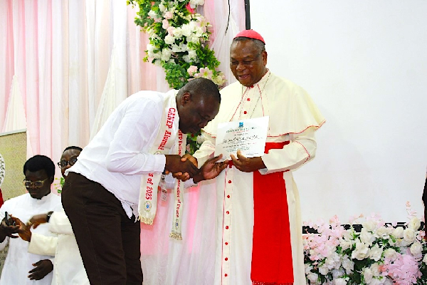 Dr Zakaria was honoured during the Foundation’s 2024/2025 Fellowship Program in Abuja