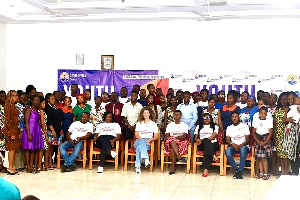 Participants at the workshop in a group picture