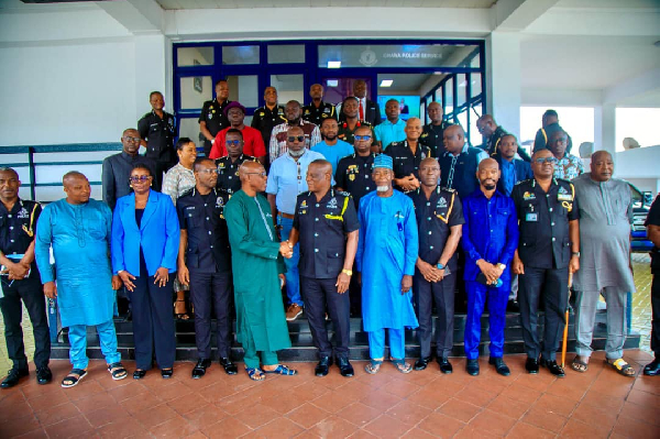 The members of JAPTU with the members of the POMAB when they met