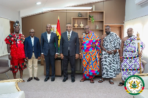 The minister in the midst of other stakeholders