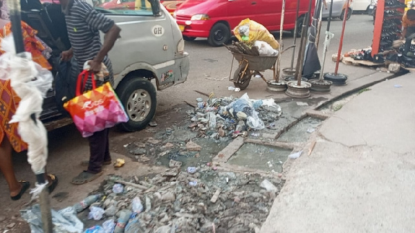 Filth emitting foul stench at the Kumasi business district