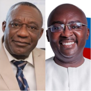 Henry Kwabena Kokofu(L), EPA Chief Executive Officer and Dr. Mahamudu Bawumia(R), Vice President