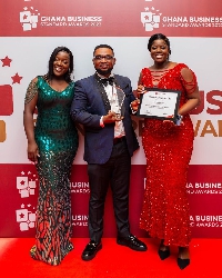 Reps from Admission World Consult showcasing their award