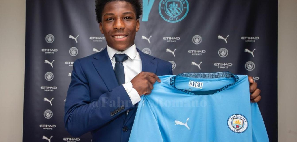 Ghanaian youngster Ryan McAidoo joins Manchester City