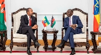 Ethiopia Prime Minister Abiy Ahmed (L) and President William Ruto