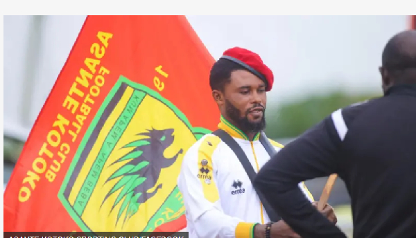 Francis Yaw Frimpong, alias Pooley, na popular and ogbonge fan of Asante Kotoko FC