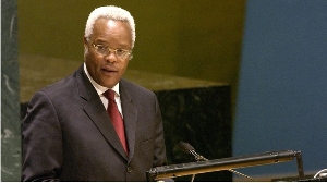 Former Tanzanian prime minister Edward Lowassa