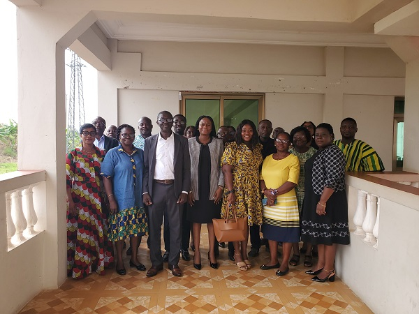 Participants of the workshop in a group photo