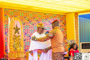 President John Mahama [L] and Burkina Faso Head of State, Ibrahim Traoré