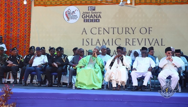 Dampare as IGP is one of the best things Allah has done for Ghana - Ahmadiyya Muslim Mission head