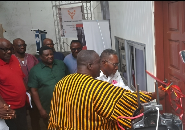 Paramount Chief of Essikado Traditional Area, Nana Kobina Nketsia V, opening the headquarters