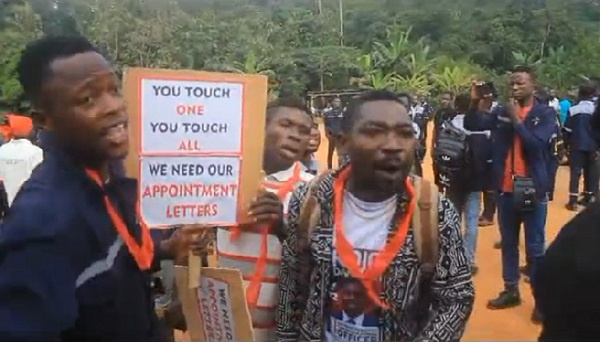 Akroma Mining Company workers demonstrating at Kumawu