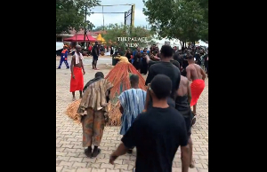 The display attracted a large audience