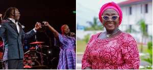 Gomashie praised Stonebwoy for promoting Ghana during his performance with Kidjo