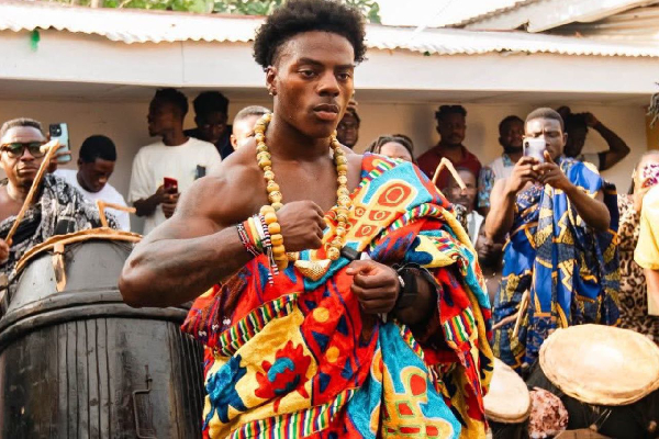 IShowSpeed is a 21-year-old American streamer and YouTuber