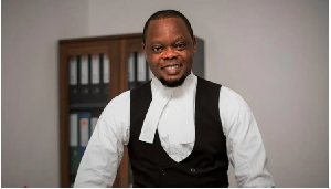 Renowned private legal practitioner and law lecturer, Dr. Justice Srem-Sai