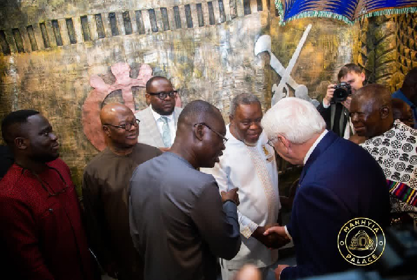 President Frank-Walter Steinmeier (R) interacting with some of the business moguls