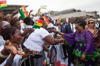 Lordina Mahama being welcomed by enthusiastic Ghanaian residents in Abidjan