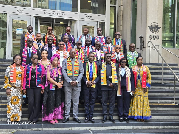 Transport minister leads delegation to Global Aviation Summit in Canada